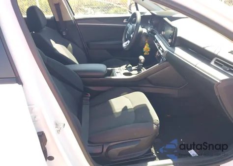 2022 Kia K5 Lxs from USA, damaged, VIN 5XXG14J28NG138412